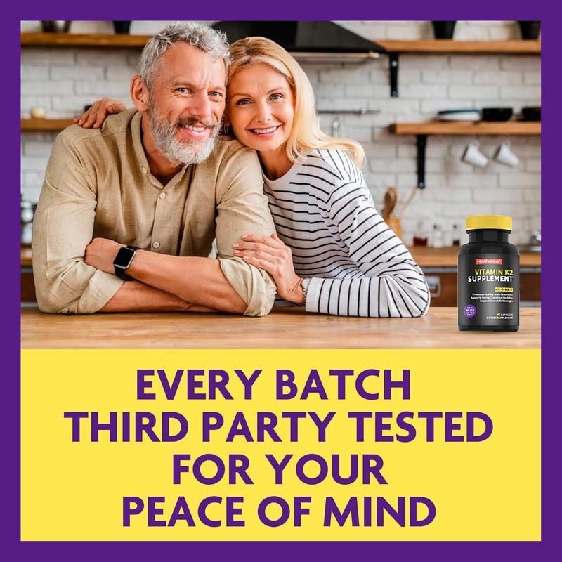 ซอฟเจลวิตามิน K2 แบบเต็มสเปกตรัม OEM พร้อม 600 Mcg ของรูปแบบ Trans สนับสนุนสุขภาพทั่วไปและความแข็งแรงของกระดูก อาหารเสริมวิตามิน K2